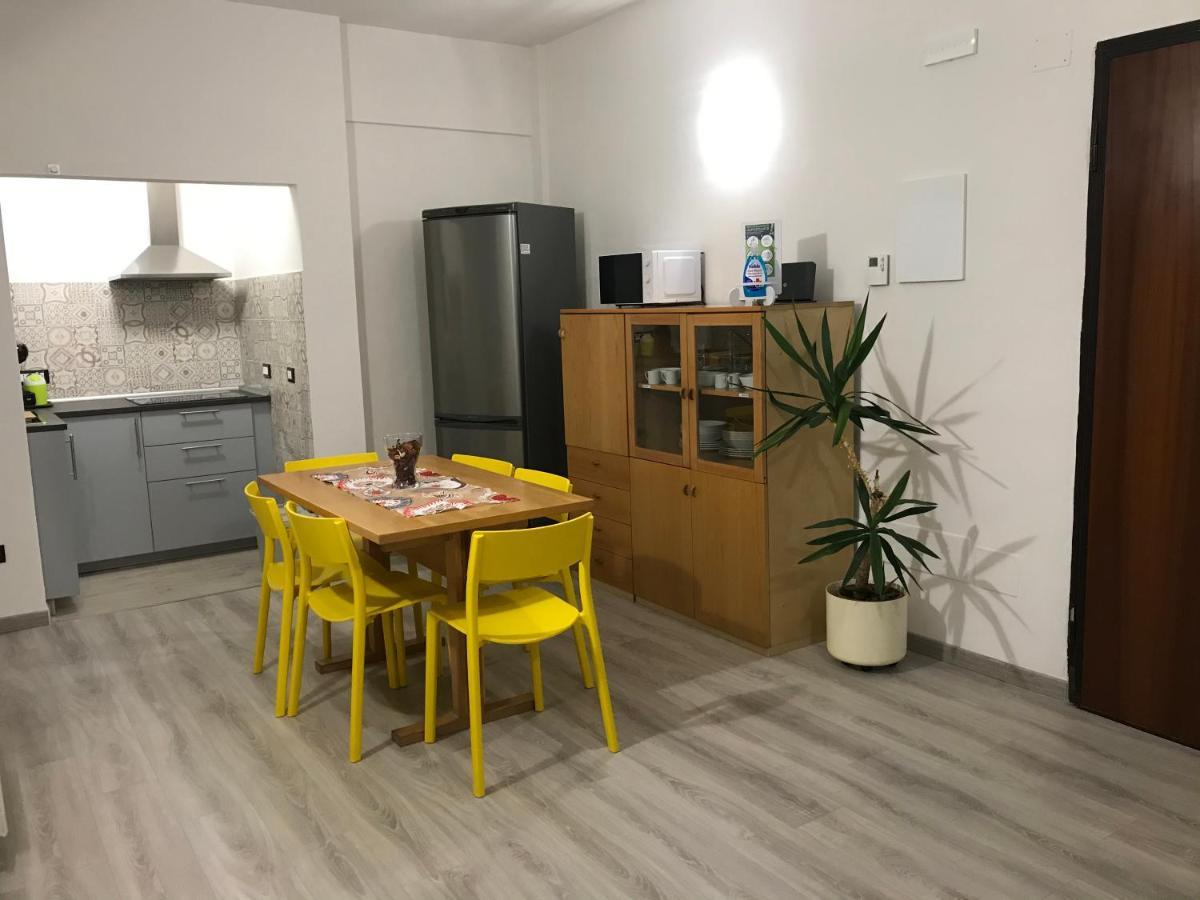 מלון Attico Livorno Bed & Relax מראה חיצוני תמונה