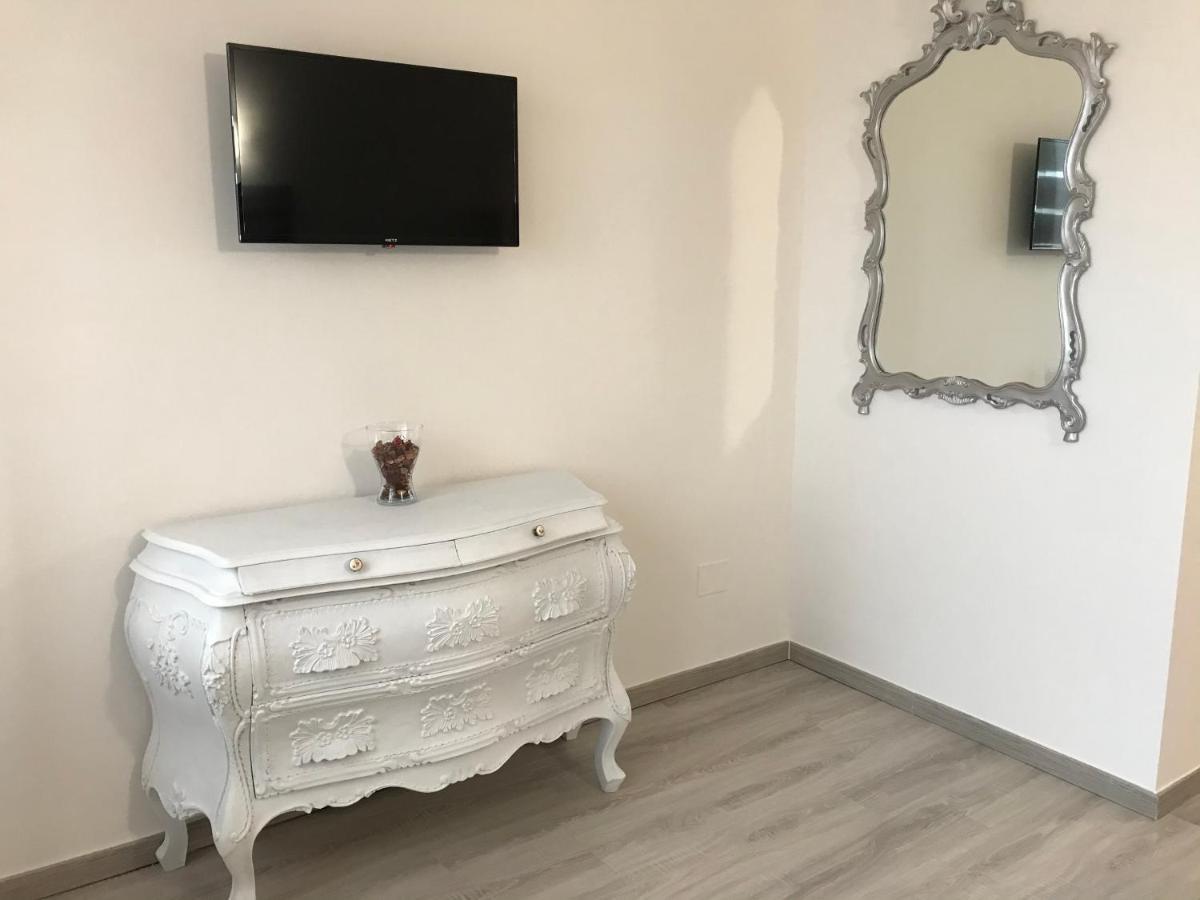 מלון Attico Livorno Bed & Relax מראה חיצוני תמונה